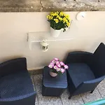 Roma Art Rooms
