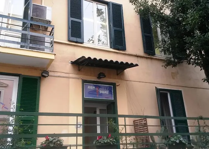 Roma Art Rooms